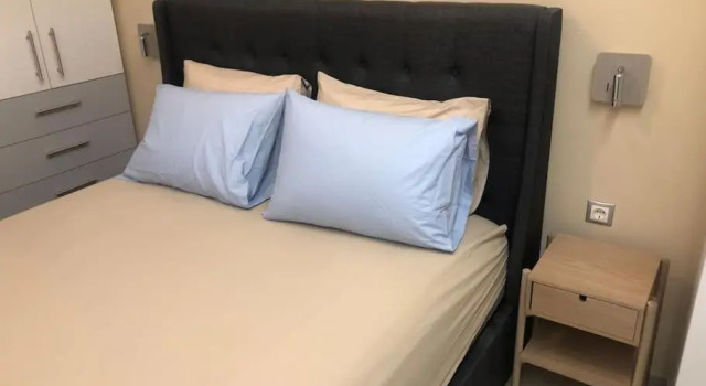 Royal Red suite No2 PIRAEUS PORT, Забронировать Отель Пирей Острова Саронического залива - Аттика, рядом с Municipal Library of Piraeus