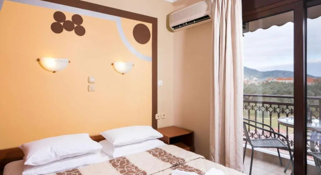 Anassa Deluxe Apartments & Studios, Book Apartment Chrisi Akti 