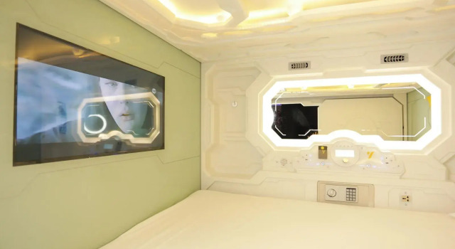 The Yellow Capsule Cancun Close to Airport