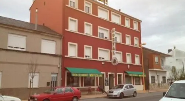 Hostal Monteclaro, Забронировать Отель Понферрада 