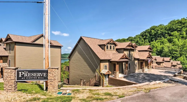 Center Hill Lake Rental: Steps to Hurricane Marina, Boek Appartement Silver Point Tennessee
