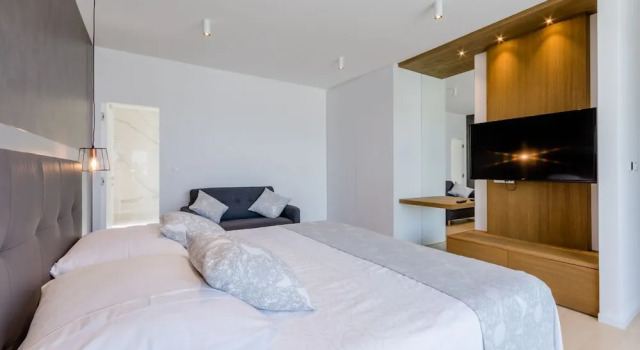 Вилла Luxury Villa Soleil with Swimming Pool
