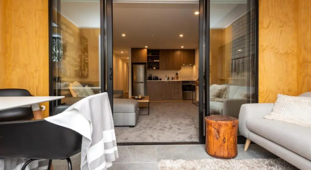 Penthouse with Park View, Забронировать Отель Крайстчёрч 