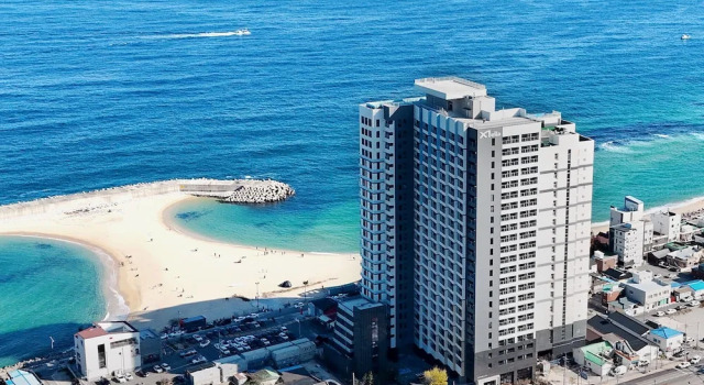 Plott The One Sokcho Xiella The Beach