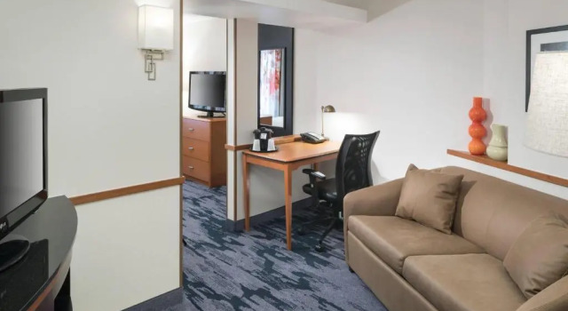 Студия Fairfield Inn & Suites South Bend at Notre Dame