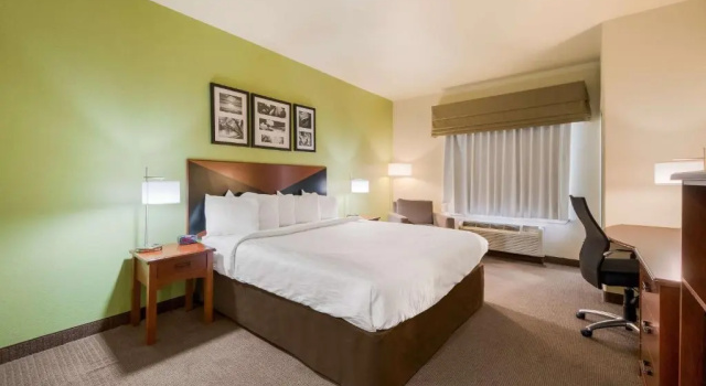 Номер Standard Best Western Sea World - Lackland AFB NW Hotel & Suites