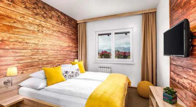 Кровать в общем номере с 2 комнатами Hilson Apartments Jasná