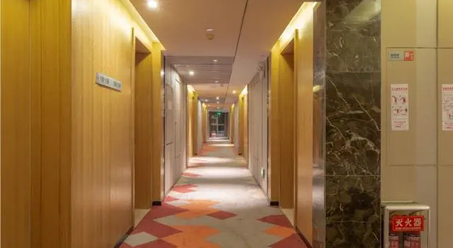 Borrman Hotel Jining Rencheng Guanghe Road, Prenota Hotel Hotel a Shandong con parcheggio, Parcheggio