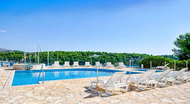 Апартаменты с 3 комнатами Apartment Milna - with Swimming Pool & Amazing Seaviews, above Bijaka Beach
