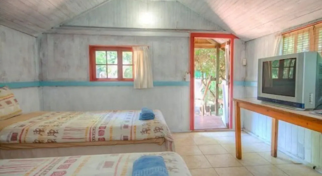 Коттедж Woodlands Cottages & Camping