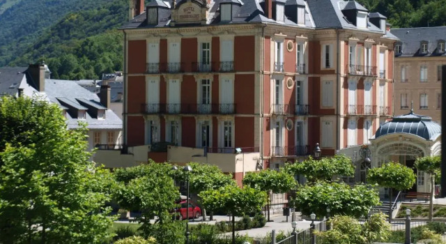 Résidence Regina, Rezervasyon Otel Pyrenees National Park otoparklı oteller, Otopark