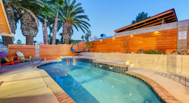 Номер Standard NEW Fresh Fun Heated Pool in Las Vegas 4 Bedrooms 1-story Minutes to the Las Vegas Strip Full Kitchen