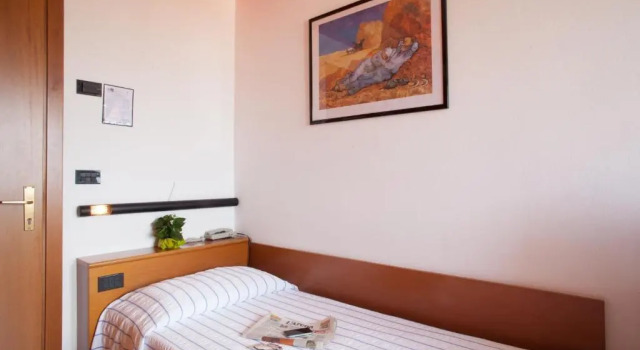 Одноместный номер Standard с балконом Hotel Pace