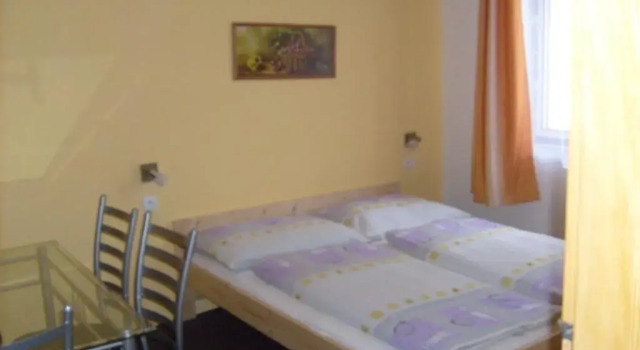 Rekreační dům Slavonice, Reserva ahora Hotel Slavonice Czech Canada