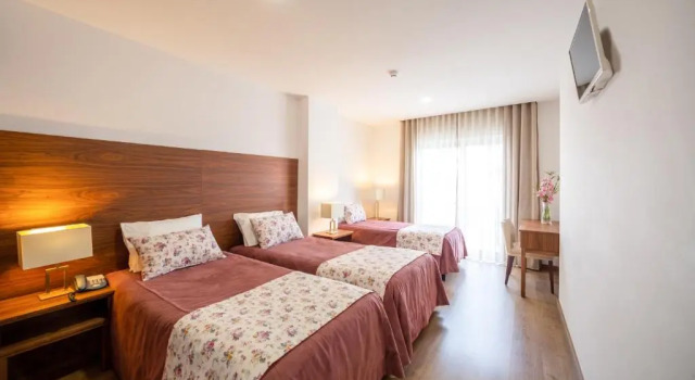 Трёхместный номер Standard Hotel Nossa Senhora da Paz