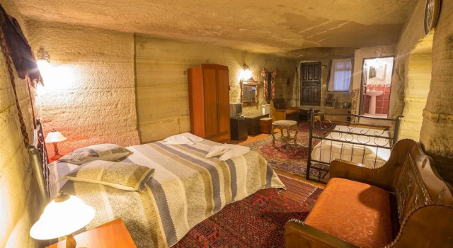 Двухместный номер Standard Oriental Cave Suites