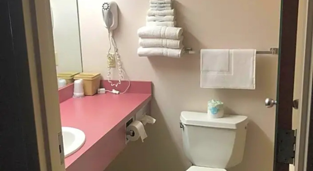 Четырёхместный номер Standard Manistee Inn & Marina