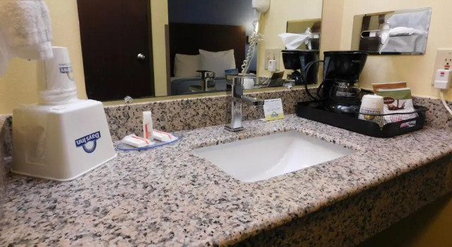 Номер Standard Days Inn by Wyndham Sioux City