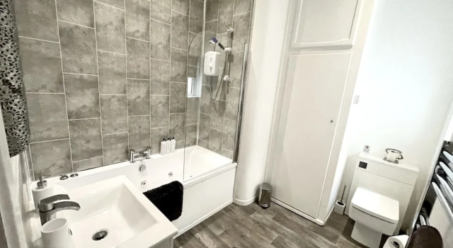 Апартаменты Luxury Reads Luxury Apartments