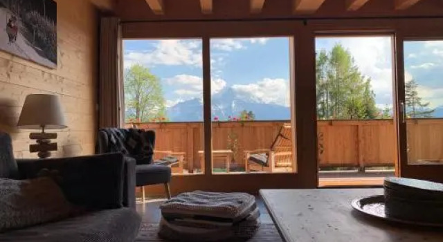 Chalet La Renarde, Varaa Mökki Ollon 