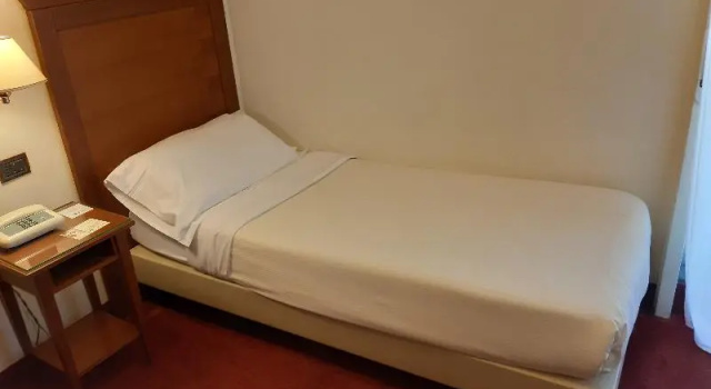 Одноместный номер Hotel HR