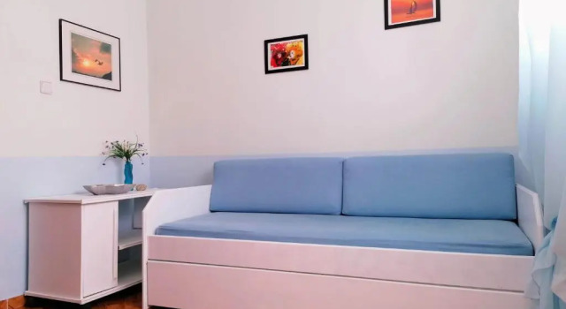 Vanna's House, Book Apartment Ierissos 