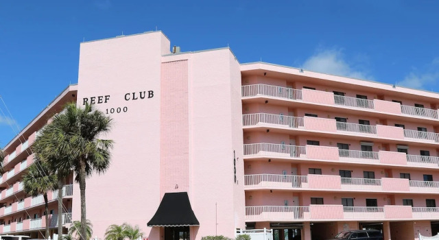 Reef Club 103