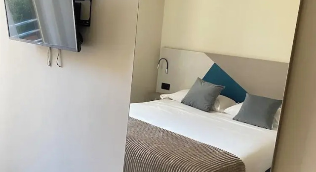 Двухместный номер Classic HoneyComb GuestHouse