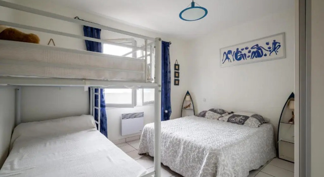 Appartement 6 personnes proche de la plage et du centre-ville, Забронировать Апартаменты/квартира Отели Бассен-д'Аркашон с парковкой, Парковка