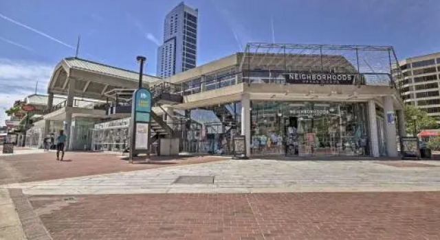 Chase Apartments at Light Street - Baltimore Inner Harbor & Convention Center, Book Lejlighed Hoteller i Baltimore med parkering, nær Johnson Square, Parkering