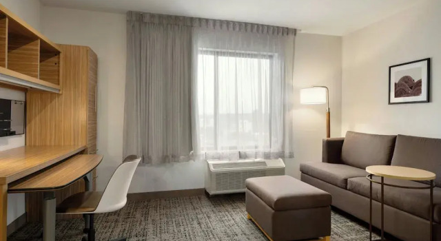 Люкс TownePlace Suites by Marriott Alexandria
