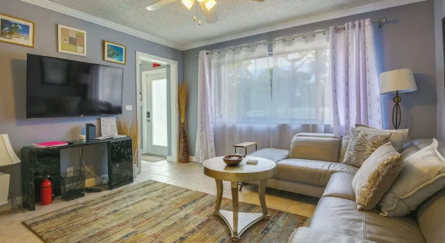Private Pool & Patio: Fort Lauderdale Home!