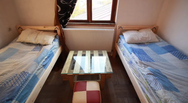 Четырёхместный номер Economy Sheni Hostel