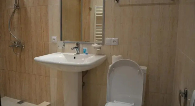 Saryan 40, Забронировать Отель Отели Еревана 5 звезд, рядом с Голубая мечеть, 5*