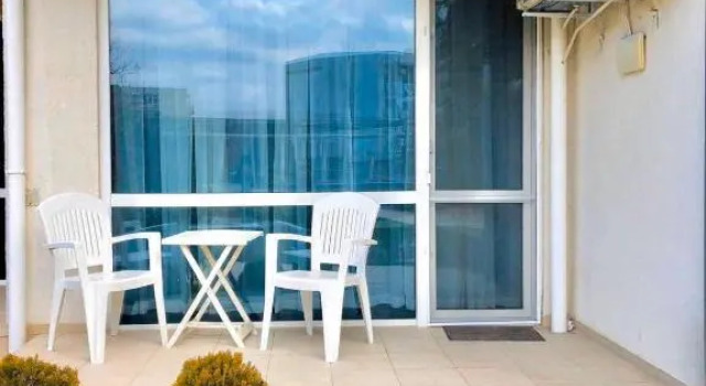Apartament Ivanovi 119, Забронировать Апартаменты/квартира Отели области Бургас с бассейном, Бассейн