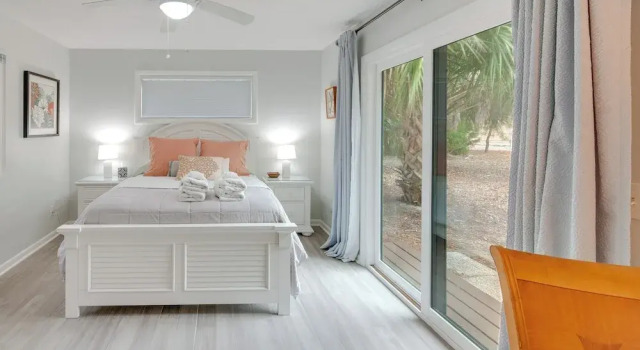 Near Golf Course: Hilton Head Home w/ Private Pool, Забронировать Дом для отпуска Коттеджи Южной Каролины, Коттедж