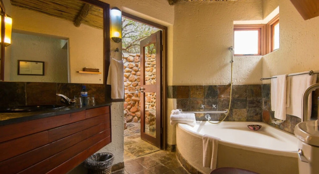 Шале Deluxe с балконом Tau Game Lodge