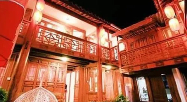 Floral Tao Yuan Garden Hotel(丽江古城桃源雅居客栈), Забронировать Отель Лицзян Юньнань, рядом с Улица Сквер-стрит Древнего города Даянь