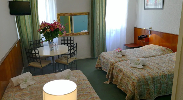 Azurene Royal Hotel