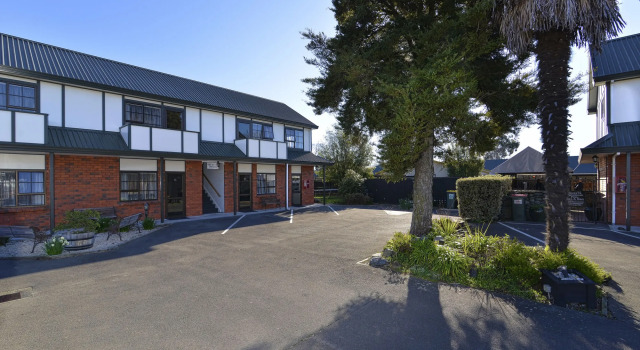 Knightsbridge Court Motor Lodge, Забронировать Мини-отель Бленем Мальборо