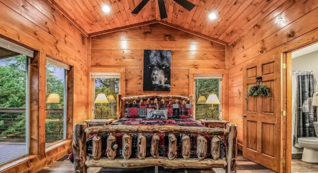 Panoramic Pointe 2 Bedroom Cabin