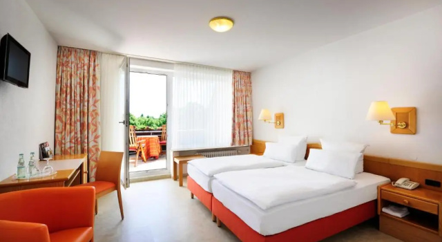 Двухместный номер Standard с балконом Hotel Bergschlößchen
