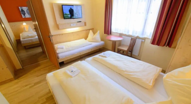 JUFA Donnersbachwald, Book Hotel Donnersbach 
