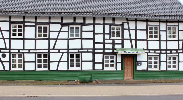 Beautiful Characteristic Villa Which is Fully Equipped Near Monschau, Rezervovat Vila Monschau 