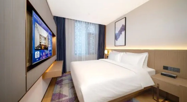 Люкс Deluxe Lavande Hotel (Beijing Fengtai Station Niwa Subway Station)