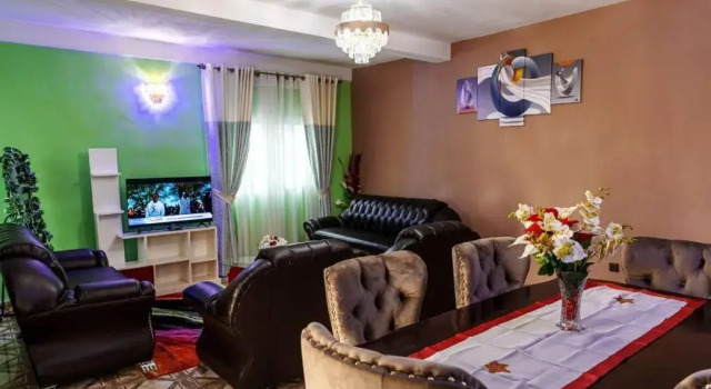 Lovely 1 - Bedroom rental unit with Free parking