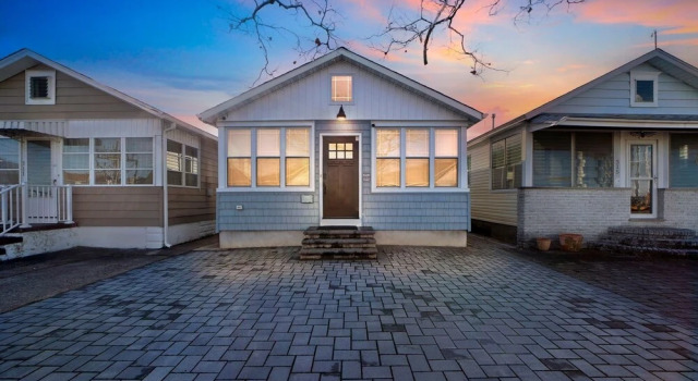 Коттедж Cozy 3-br Retreat, Four Blocks To Beach & Boardwalk 3 Bedroom Home