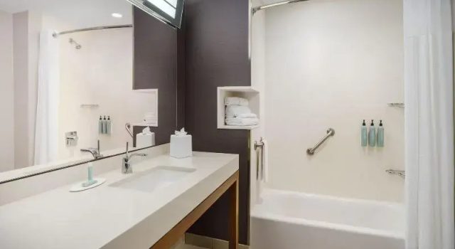 Номер Standard Courtyard by Marriott Phoenix Mesa Gateway Airport