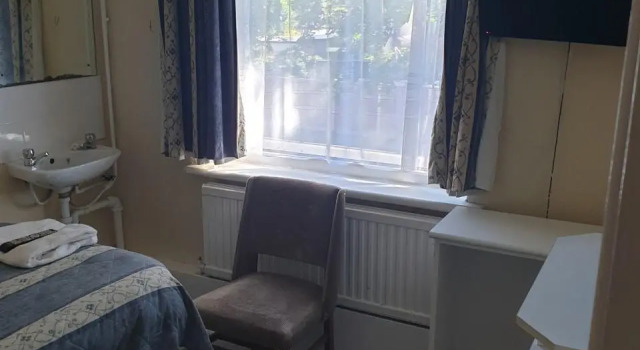 Номер Standard Elmhurst Hotel