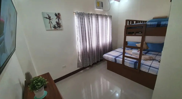 Номер Standard Grants Building Traveller's Lodge